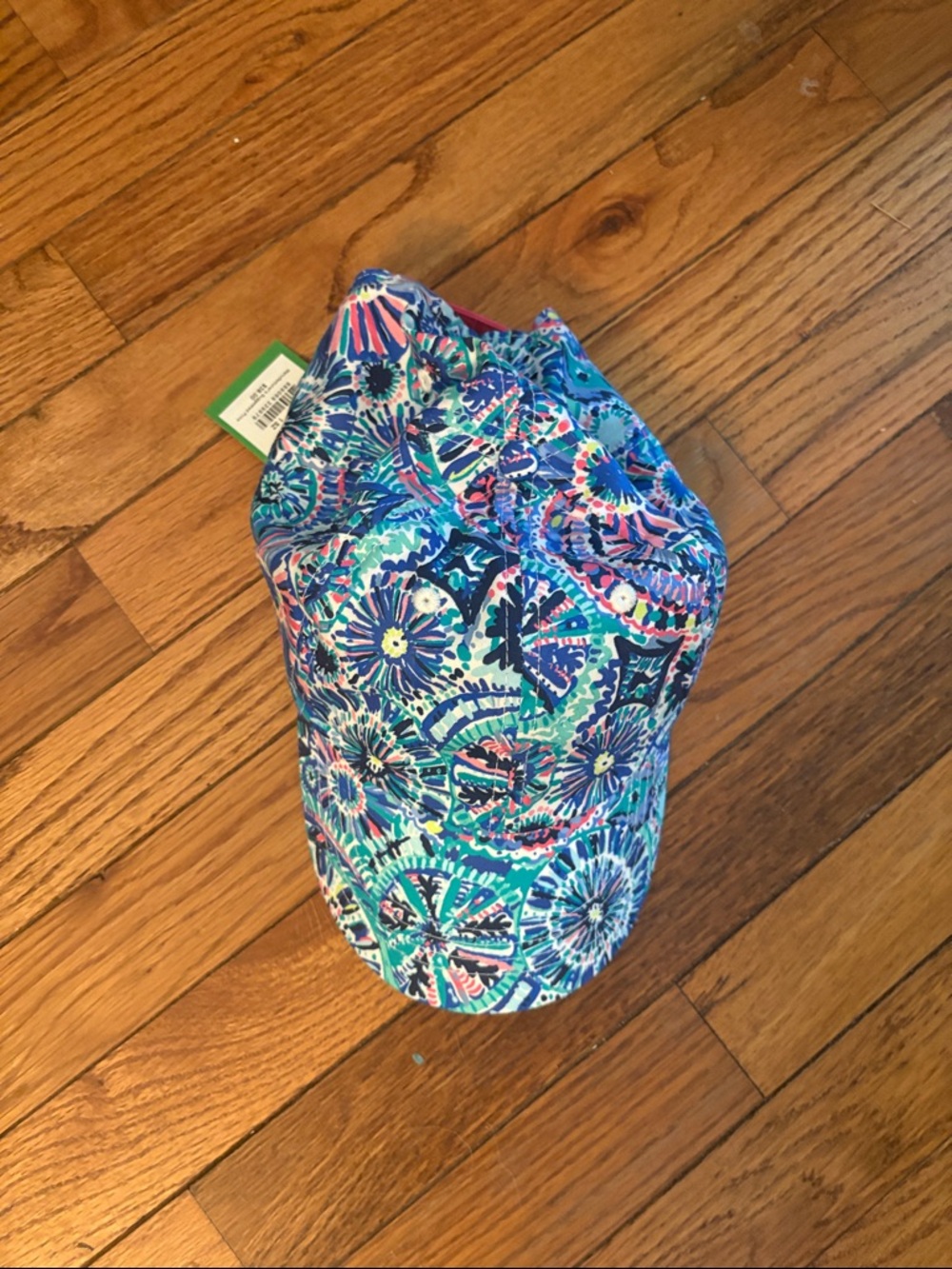 NWT Lilly Pulitzer Run Around Hat in Multi